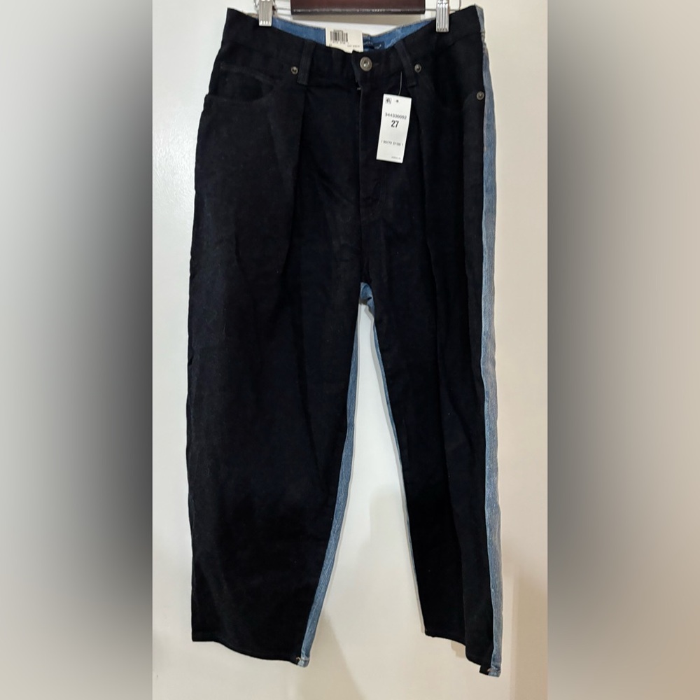 Levis Women Made & Crafted Barrel Crop Street style Baggy Two Tone Jeans Size 27